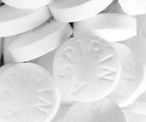 Aspirin to prevent colon cancer underutilized in high-risk patients